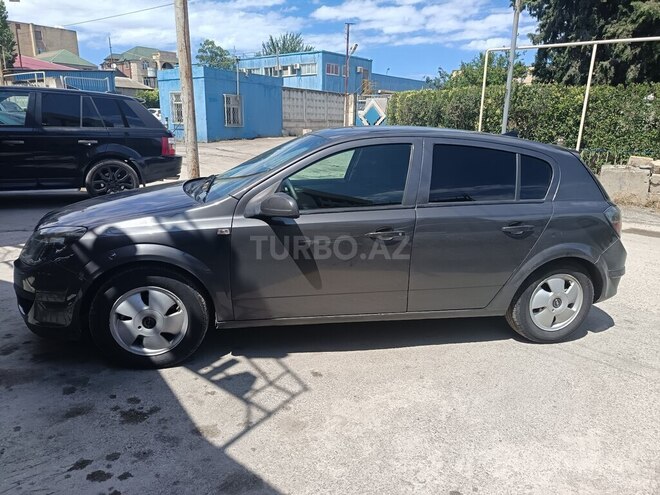 Opel Astra-3