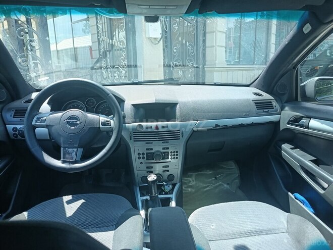 Opel Astra-7