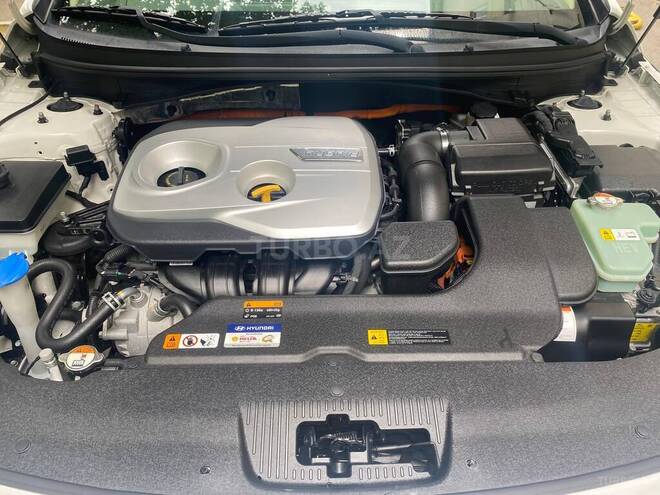 Hyundai Sonata-9