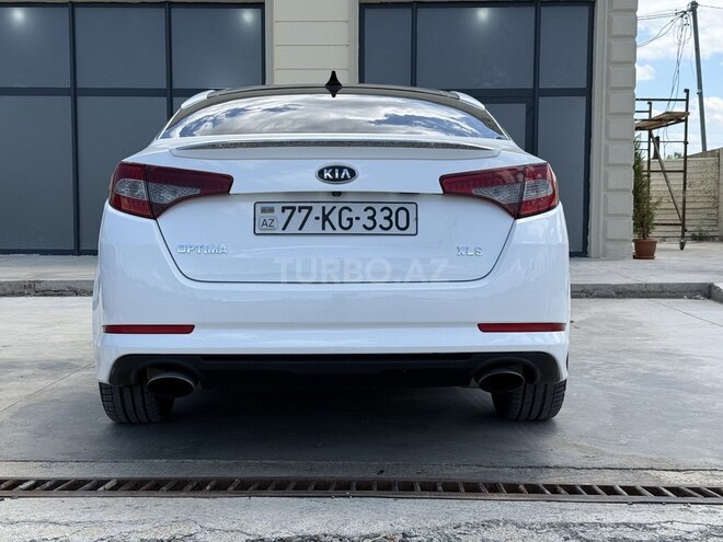 Kia Optima-3