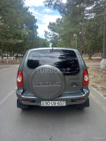 Chevrolet Niva-19
