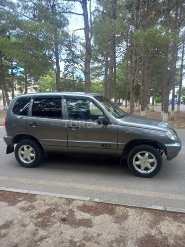 Chevrolet Niva-17