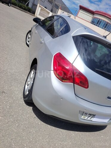 Opel Astra-3