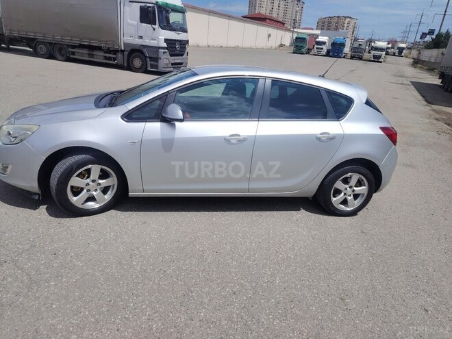 Opel Astra-7