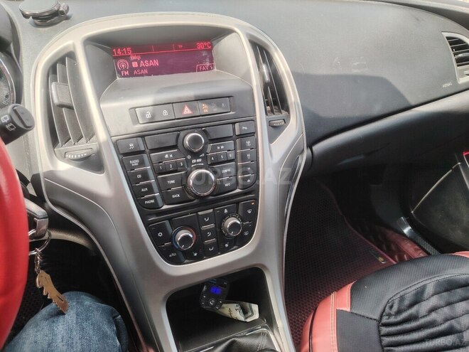 Opel Astra-10