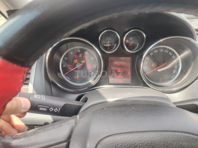 Opel Astra-11