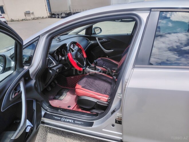 Opel Astra-13