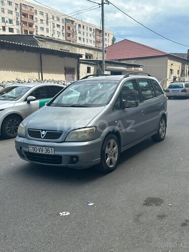 Opel Zafira-6