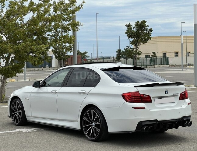 BMW 528-8