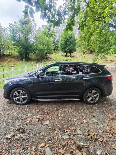 Hyundai Santa Fe-2