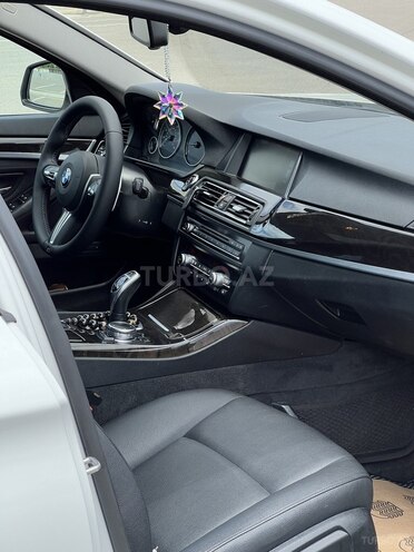 BMW 528-12