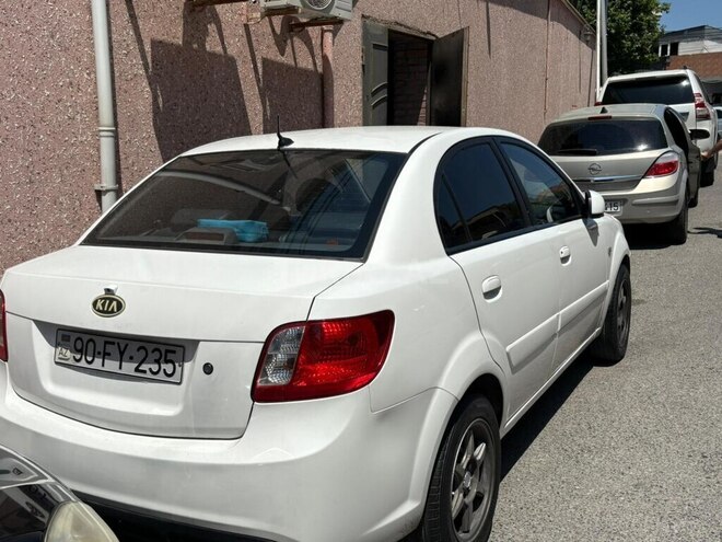 Kia Pride-2