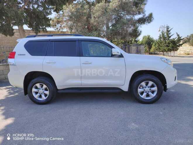 Toyota Land Cruiser Prado-8