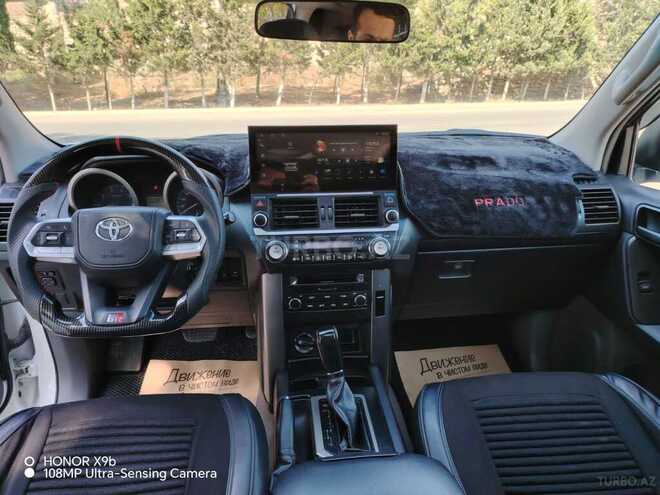 Toyota Land Cruiser Prado-12