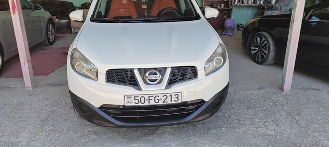 Nissan Qashqai-1