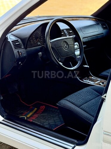 Mercedes C 240-8