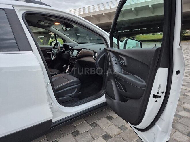 Chevrolet Trax-11