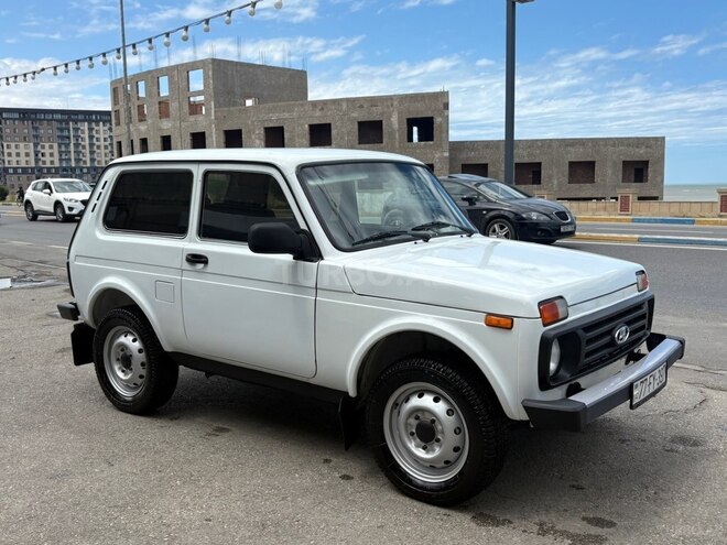 LADA (VAZ) Niva-4