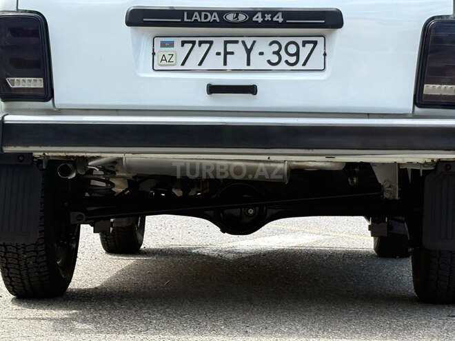 LADA (VAZ) Niva-11
