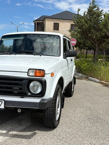 LADA (VAZ) Niva-5