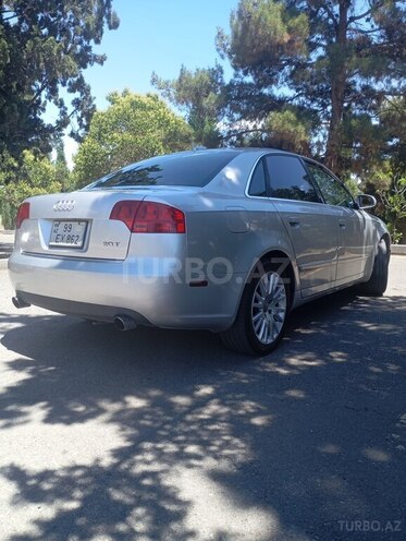 Audi A4-8