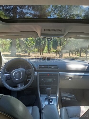 Audi A4-6