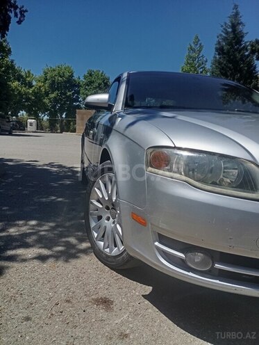 Audi A4-11