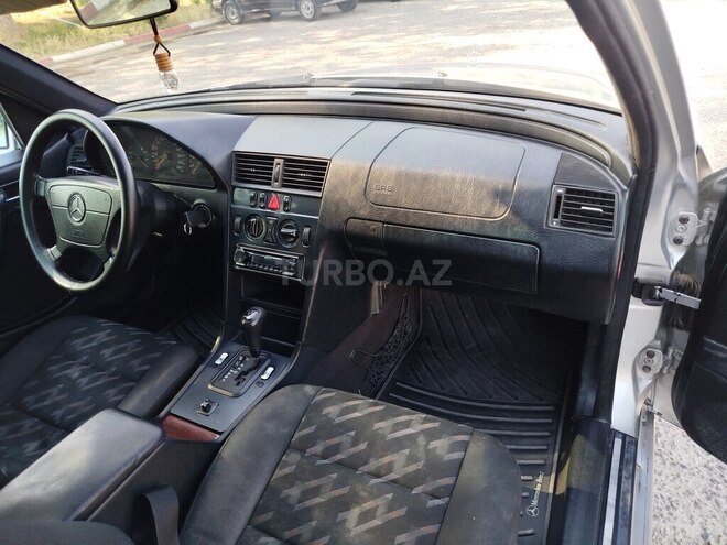 Mercedes C 180-16