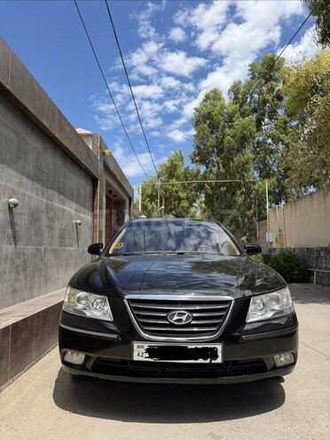 Hyundai Sonata-1