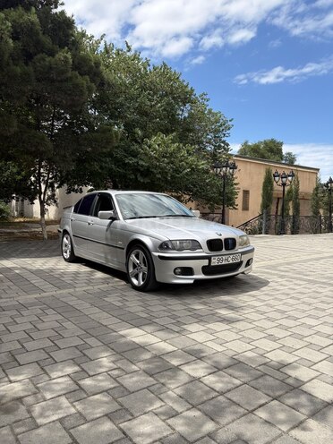 BMW 325-8
