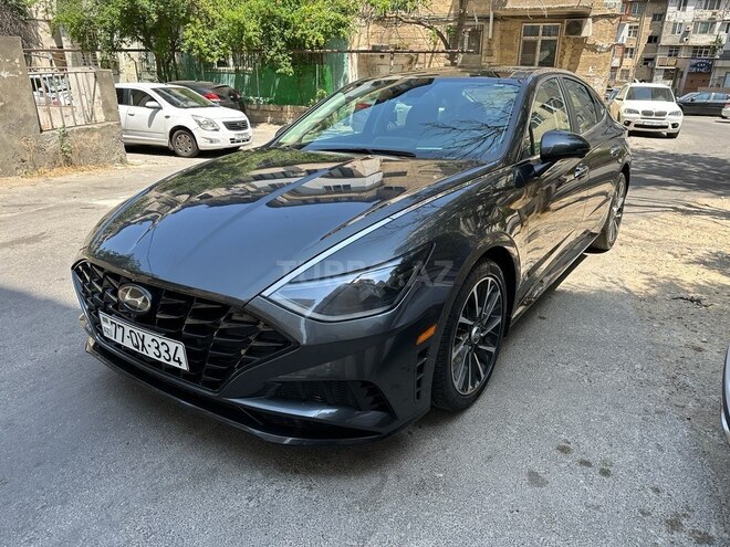 Hyundai Sonata-1
