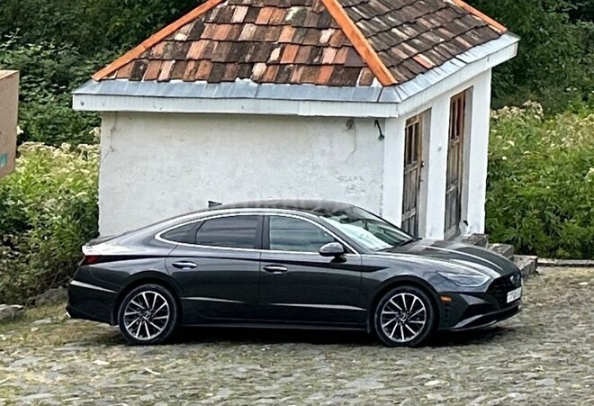 Hyundai Sonata-9