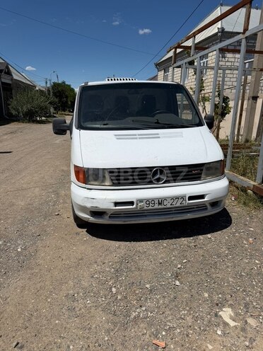 Mercedes Vito-1