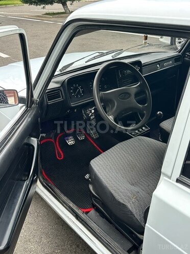 LADA (VAZ) 2107-9