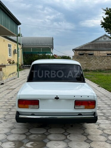 LADA (VAZ) 2107-4
