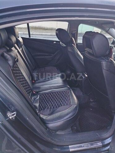 Volkswagen Passat-5