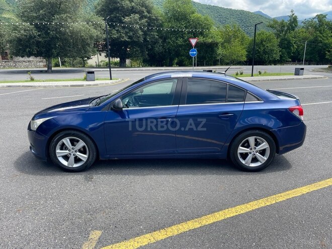 Chevrolet Cruze-5