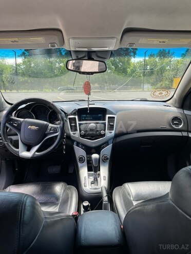 Chevrolet Cruze-8