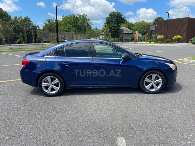 Chevrolet Cruze-6