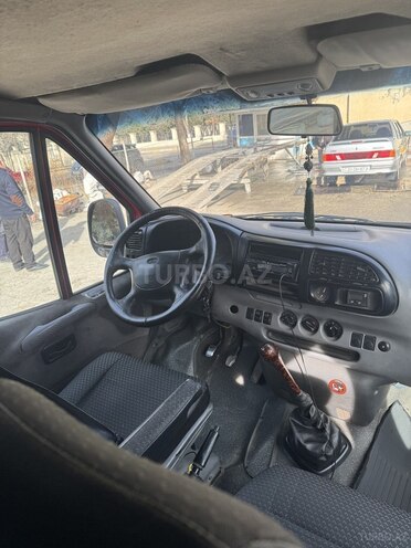 Ford Transit-5