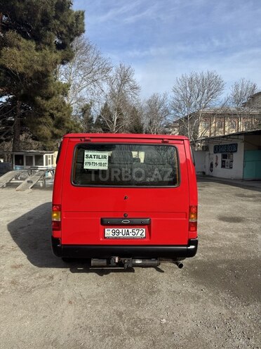 Ford Transit-2