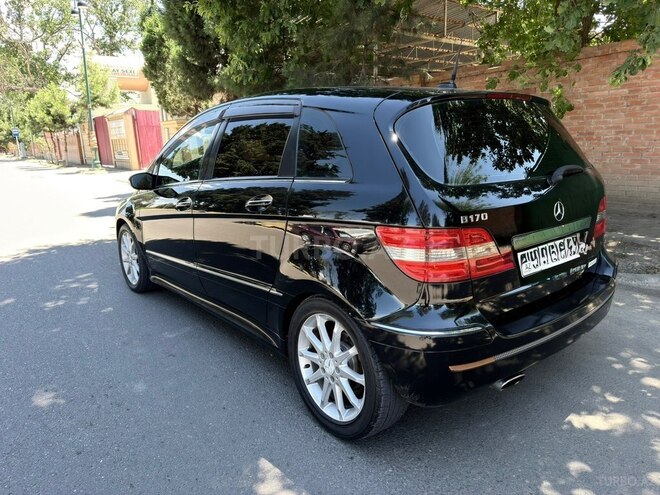 Mercedes B 170-6