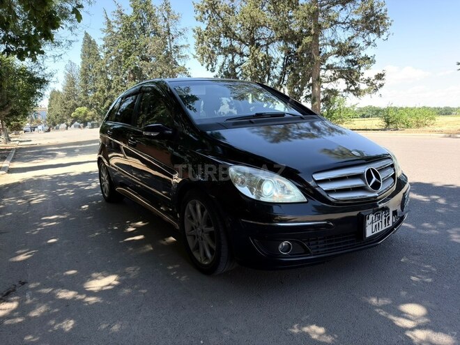 Mercedes B 170-2