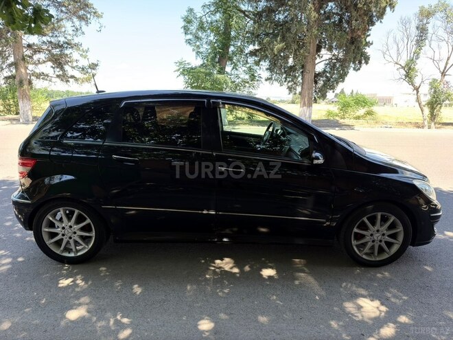 Mercedes B 170-15