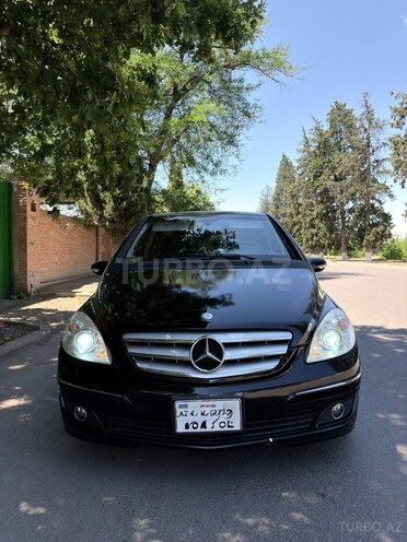 Mercedes B 170-1
