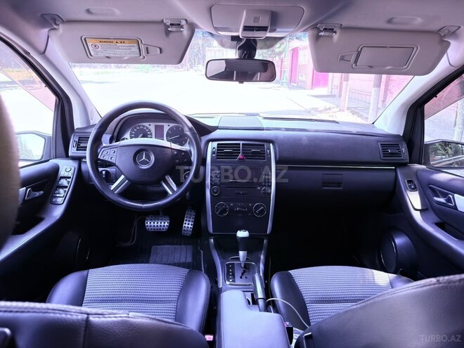 Mercedes B 170-11