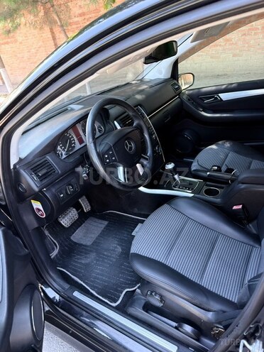Mercedes B 170-10