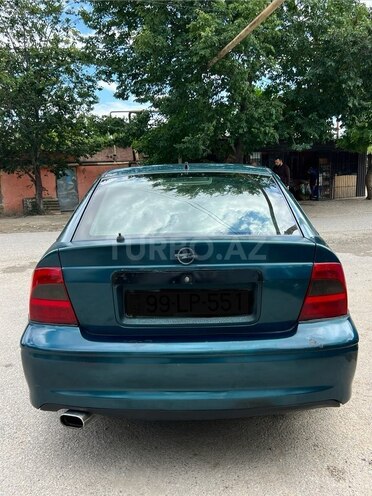 Opel Vectra-2