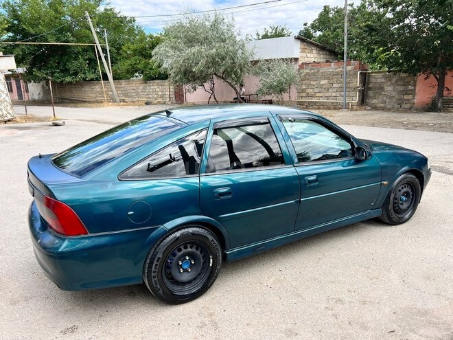 Opel Vectra-9