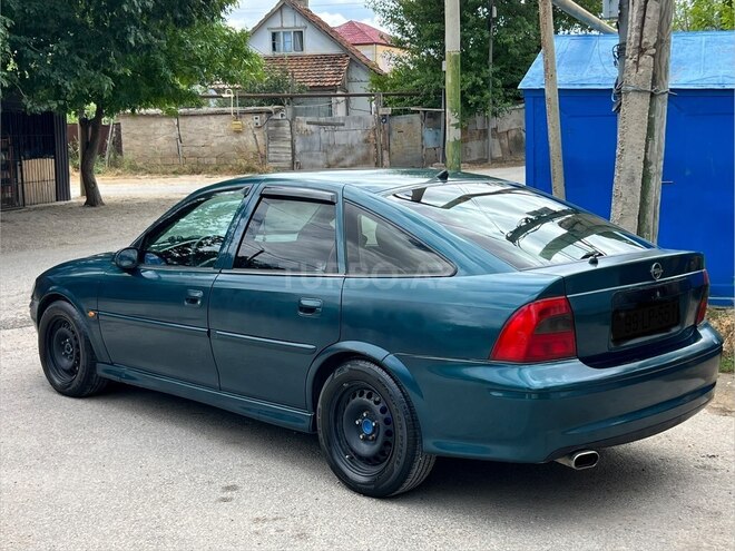 Opel Vectra-7